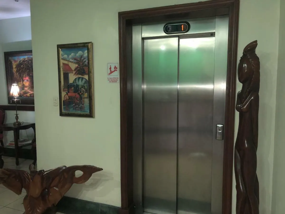 Hotel Discovery 산토도밍고